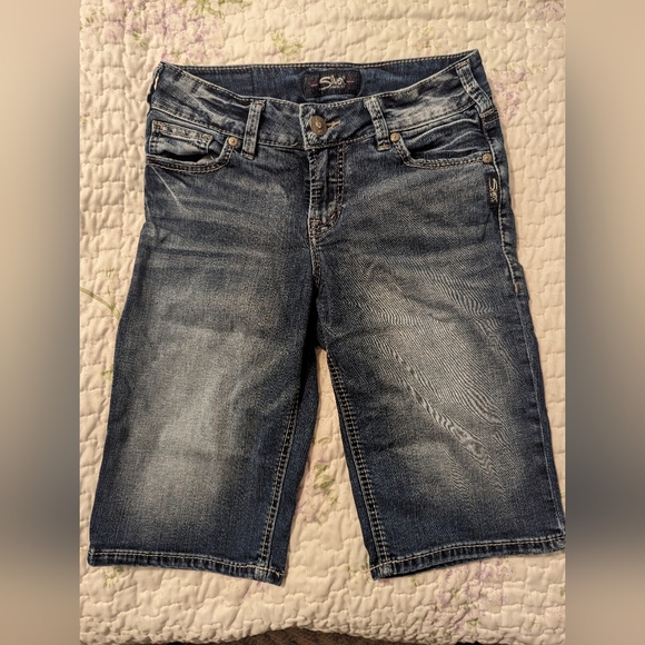 Silver Suki Bermuda Shorts, Size 27 - Picture 2 of 8